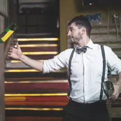 Ile kosztuje drink bar na wesele? Sprawdź, co wpływa na cenę