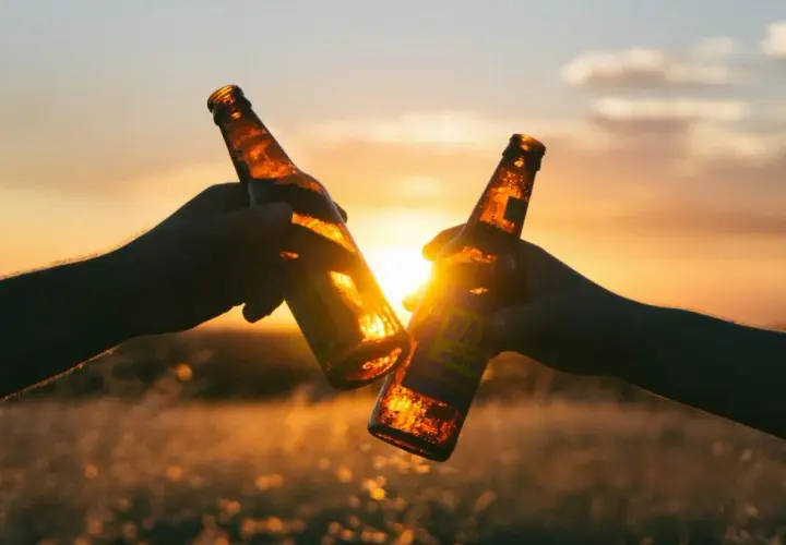 Ile kalorii ma piwo 500ml? Sprawdź, co naprawdę pijesz