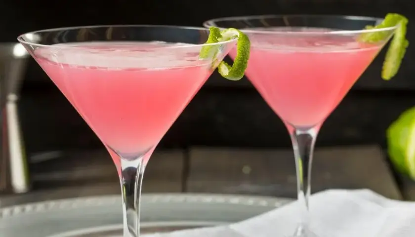 Najlepsze drinki z wiśniówką: Przepisy na smakowite koktajle