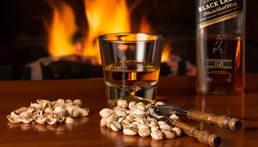 Czy whisky podnosi cholesterol? Odkryj nieznane skutki picia alkoholu