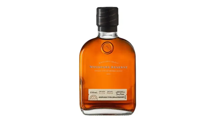 Gdzie kupić whisky 200 ml? Sprawdzone sklepy i oferty online