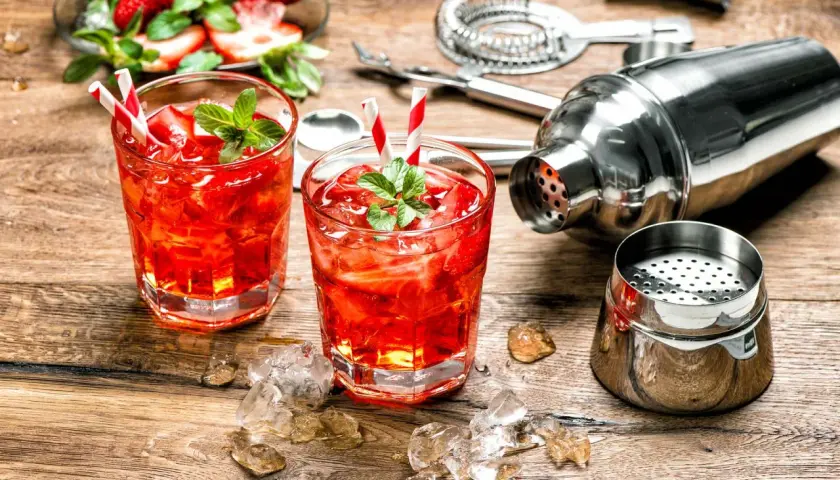 Jaki shaker do drinków wybrać? Odkryj najlepsze opcje dla siebie